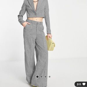 Black and White Houndstooth Wide-leg Trouser